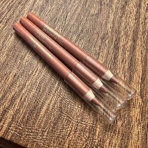 Estée Lauder double wear stay in place lip pencil (18 nude)